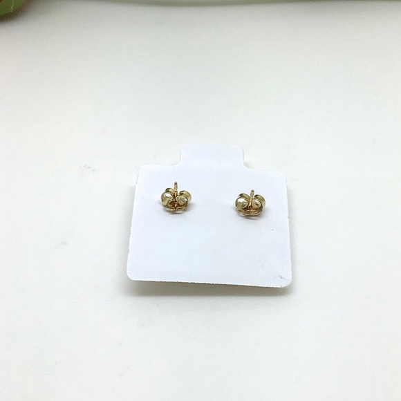 Solid 14Karat Yellow  6mm Martini Set Cz  Earring - Picture 6 of 7